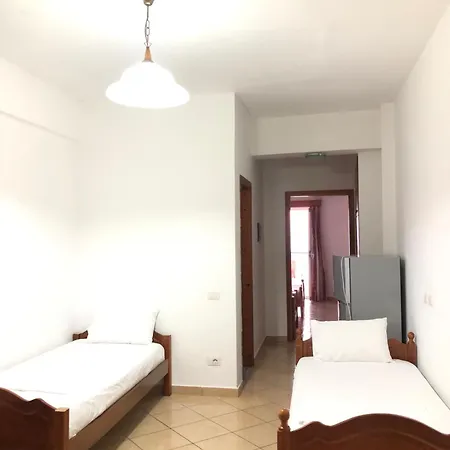 Center Piro Apartamento Himare