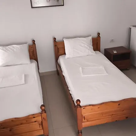 Apartment Center Piro Himare