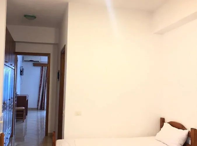 Center Piro 公寓 希马拉