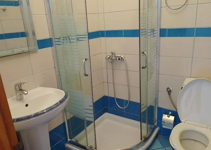 Center Piro 公寓 希马拉