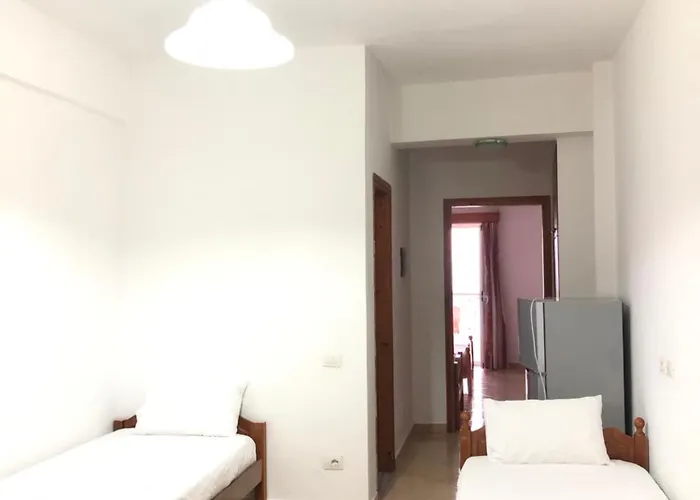 Center Piro 公寓 希马拉