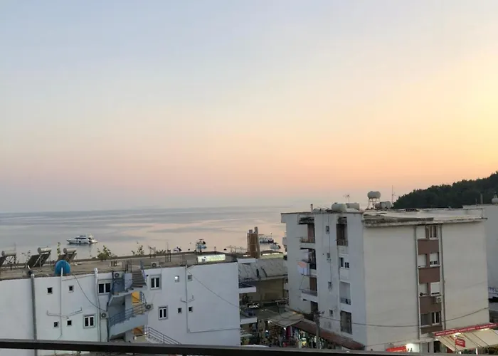 Center Piro 公寓 希马拉