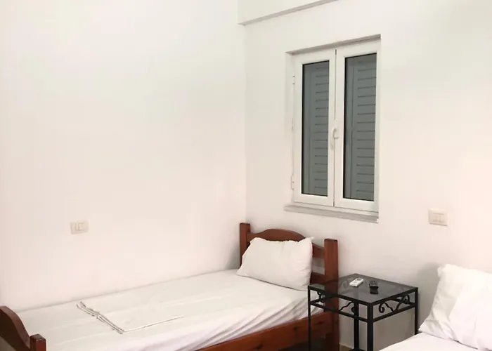 Center Piro 公寓 希马拉